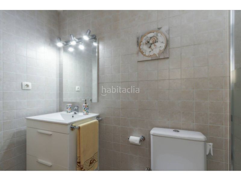 Foto ab45bc0c-a27a-4988-923f-4fc5df3f2752. Pis amb calefacció aparcament piscina a Fenals Lloret de Mar