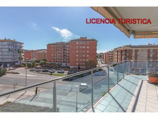 Pis a Avenida Vila de Blanes