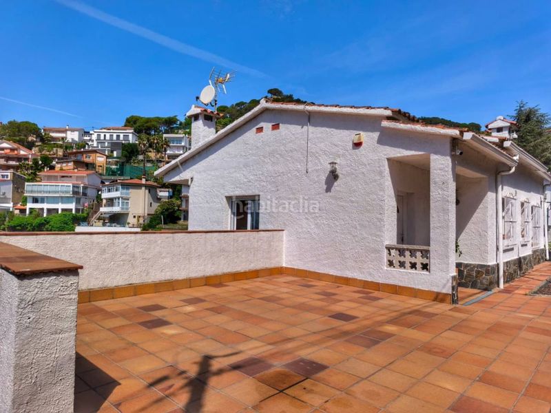 Foto 7578d238-bc7e-4a8b-9f90-dd5e94d0a8c1. Casa amb calefacció aparcament piscina a Roca Grossa Lloret de Mar