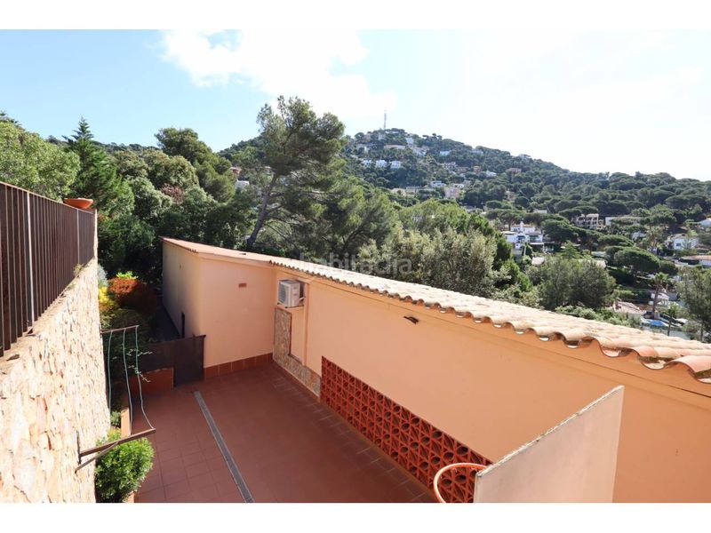 Foto 92c71f11-174b-424b-adc7-41a6ce27ef81. Casa amb calefacció aparcament piscina a Roca Grossa Lloret de Mar