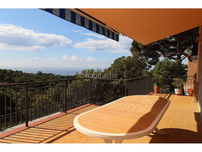 Foto cbc723d1-d815-4278-8b39-6fc6ecd4438a. Casa amb calefacció aparcament piscina a Roca Grossa Lloret de Mar
