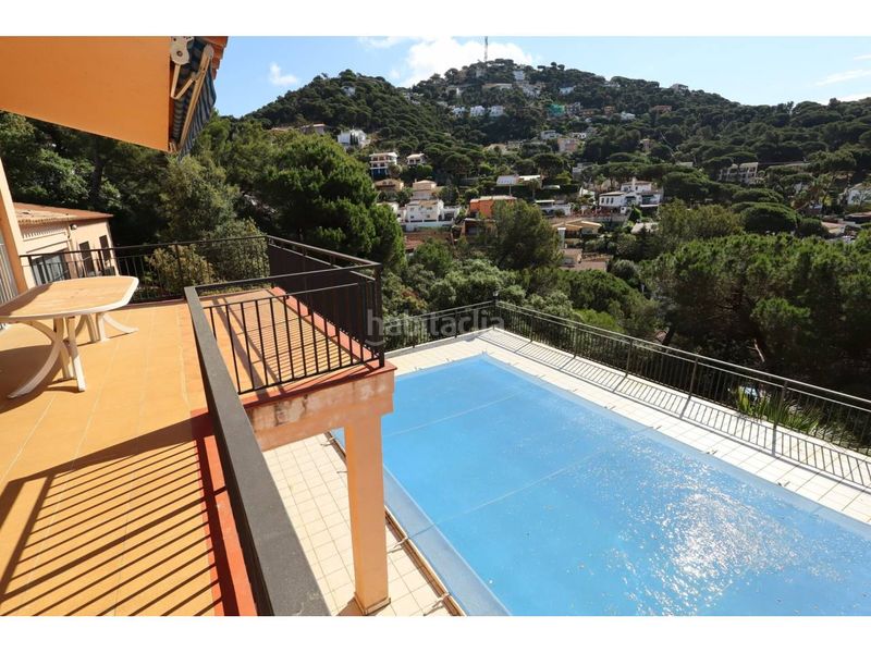 Foto ee397834-2006-40d6-833d-fabc968c12b8. Casa amb calefacció aparcament piscina a Roca Grossa Lloret de Mar