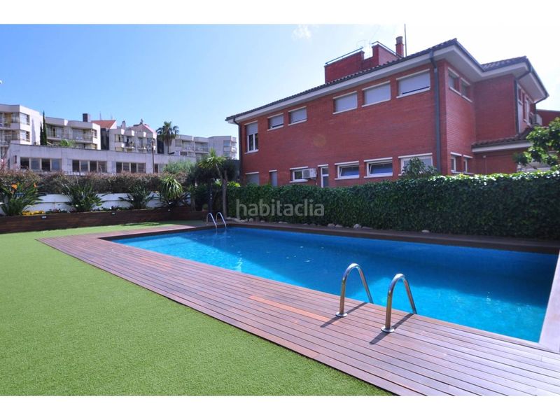 Foto 97e325b4-ca55-4981-a373-65b4df064f3c. Estudi amb calefacció piscina a Fenals Lloret de Mar