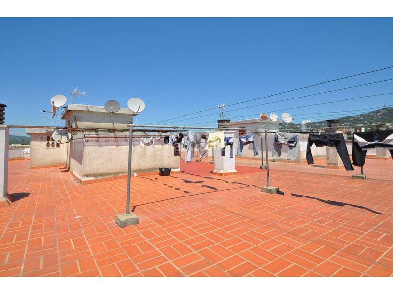 Foto a6dd8841-d4d4-4bc1-8aad-464ea0b0b1a1. Pis a avenida vila de blanes 33 a Centre Lloret de Mar