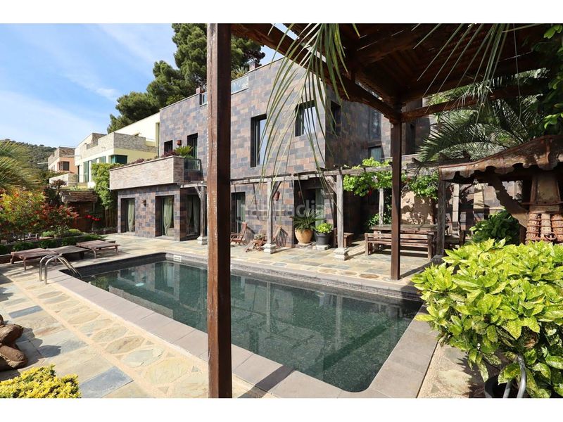 Foto 0968c0cd-c124-4f12-a451-7b222f959e53. Casa amb calefacció aparcament piscina a Canyelles Lloret de Mar
