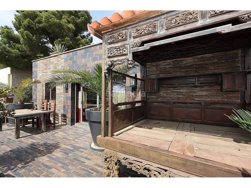 Foto 5e2df030-6ebb-4a79-9a99-97d2c29284d9. Casa amb calefacció aparcament piscina a Canyelles Lloret de Mar