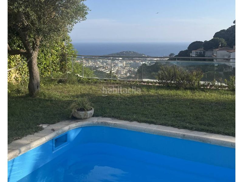 Foto 9a7c3caa-766a-4408-a9a9-c897a6dc31f3. Casa amb calefacció aparcament piscina a Roca Grossa Lloret de Mar