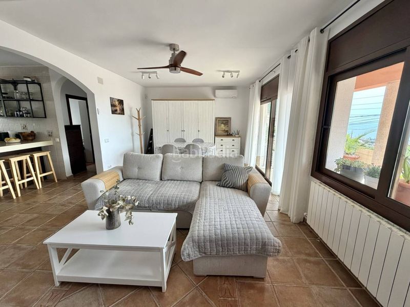 Foto d79dcd16-0d78-4611-9d7c-f8403be3b976. Casa amb calefacció aparcament piscina a Roca Grossa Lloret de Mar