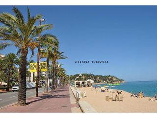 Etagenwohnung in Calle sant gerau 7. Piso en venta en casc antic