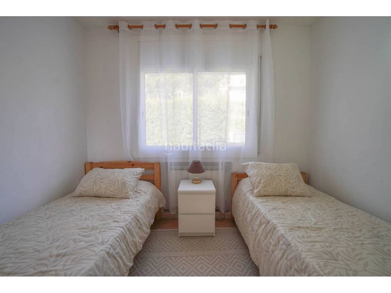 Foto 4305426e-5680-4ecd-be3e-0806fe1cb5e7. Casa  con licencia turistica en venta , amplia y luminosa con jardín y piscina en Vidreres