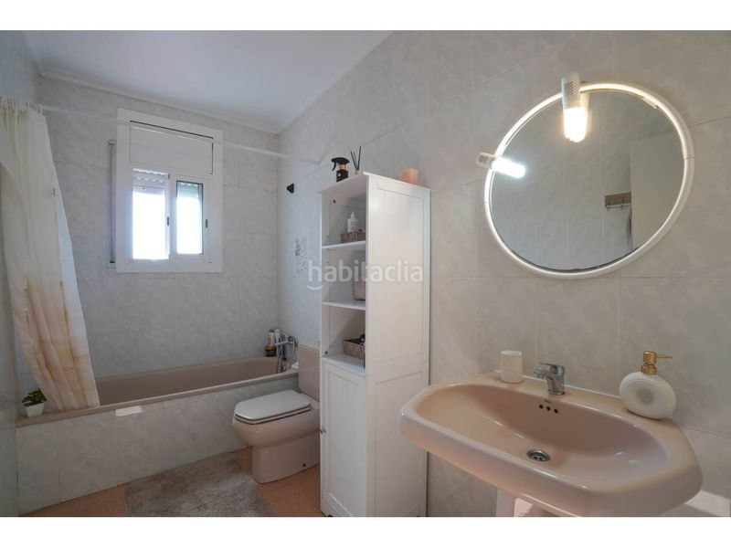 Foto 6509e93b-b066-4db2-89a6-5fc893913661. Casa  con licencia turistica en venta , amplia y luminosa con jardín y piscina en Vidreres