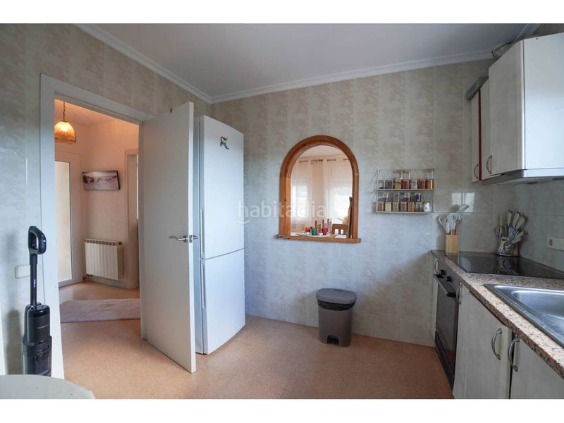 Foto 7b01f069-2a39-41de-b6eb-48ad0519113f. Casa  con licencia turistica en venta , amplia y luminosa con jardín y piscina en Vidreres