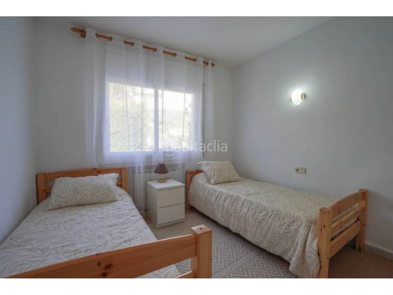 Foto ef8aa0e0-4547-4617-9e2c-7ed24a493ca3. Casa  con licencia turistica en venta , amplia y luminosa con jardín y piscina en Vidreres