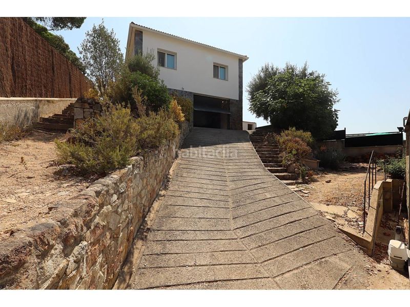 Foto 2d97e230-75b8-4e10-952c-4206eb04a506. Casa amb calefacció aparcament piscina a Lloret Verd - Els Pinars Lloret de Mar