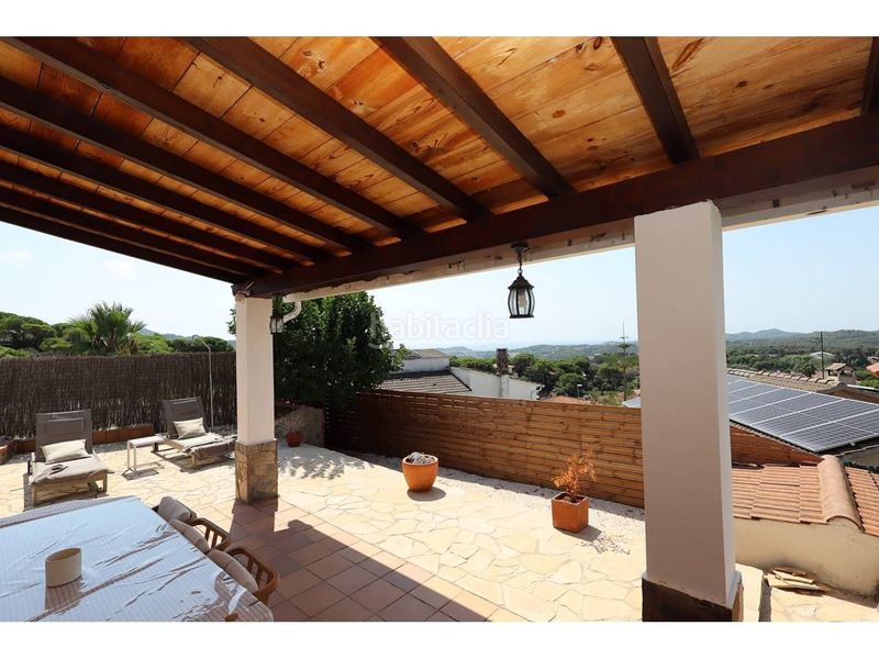 Foto 42d83d5e-f545-4e40-ab7d-35b6f2e473c6. Casa amb calefacció aparcament piscina a Lloret Verd - Els Pinars Lloret de Mar