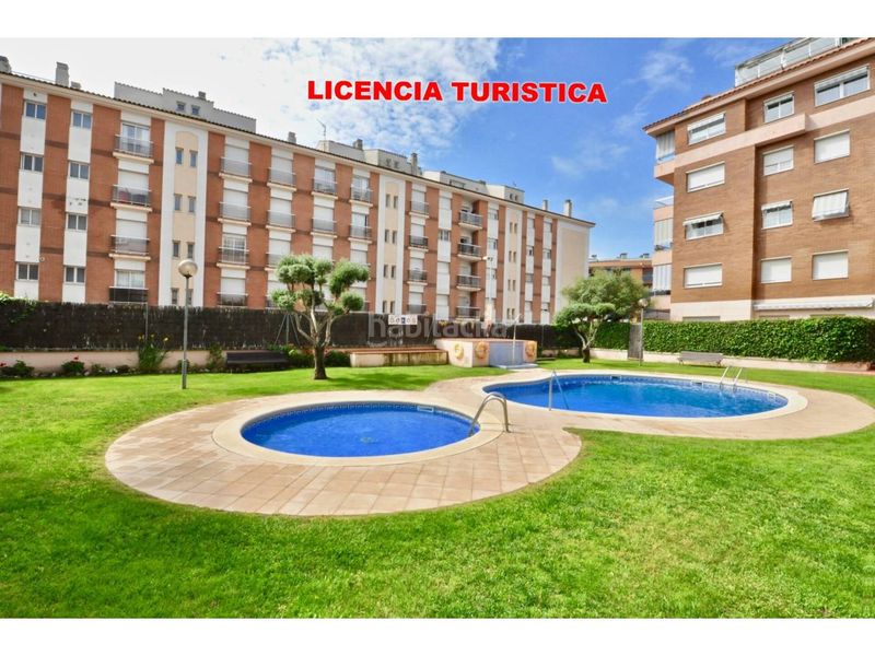 Foto 0b587124-0370-4b6a-8e0f-396f09fd0bce. Dúplex amb calefacció piscina a Fenals Lloret de Mar