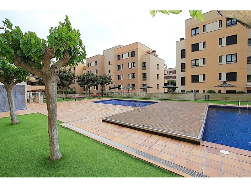 Foto 0a22dd67-3262-401c-88f7-3c9dcf757b67. Pis amb calefacció aparcament piscina a Fenals Lloret de Mar