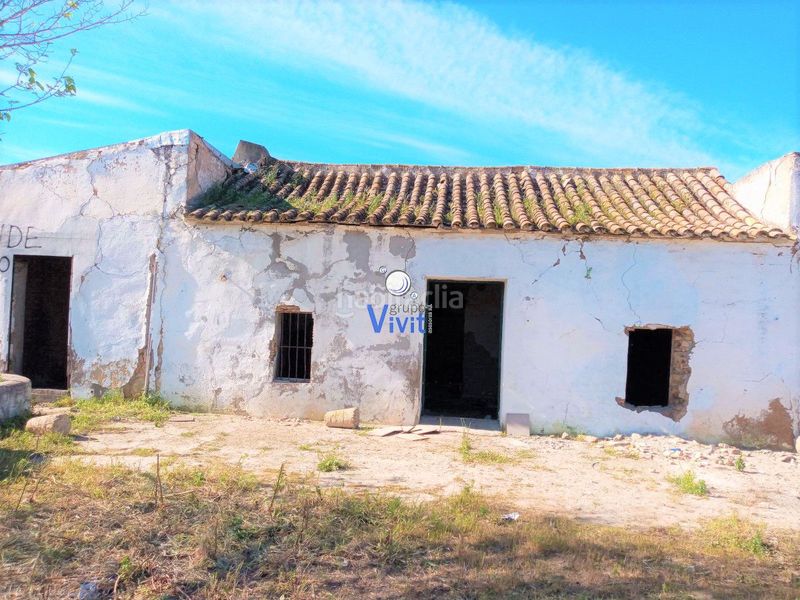 Foto b1651466-8096-4300-b30c-ce9399d37c06. Masia a Mairena del Alcor