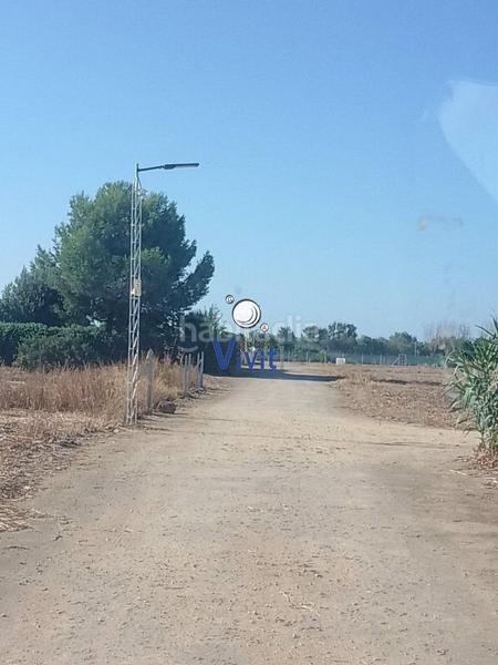 Foto a701d722-435c-414a-9e53-b7baeb57a956. Terreno residenziale in Pedanías Sur Utrera
