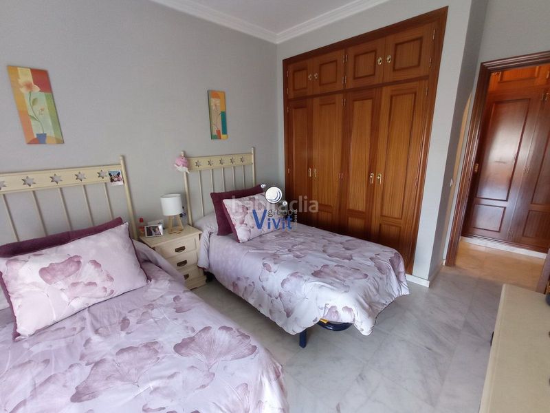 Foto 0a454f35-cb7d-4c19-b8aa-e2ac91997927. Casa amb aparcament a Centro Alcalá de Guadaira