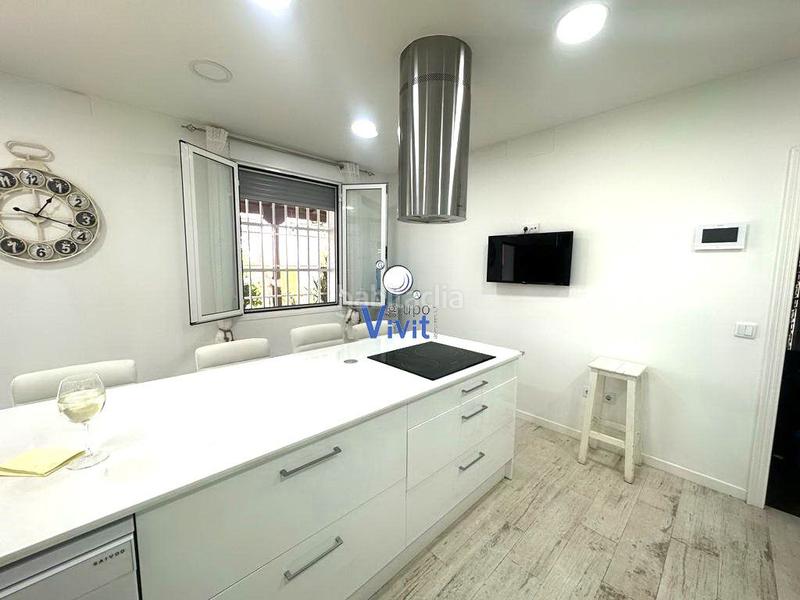 Foto 796ab0f4-045c-4135-823a-e5e48b2b0952. Chalet con parcheggio piscina in Los Molinos Alcalá de Guadaira