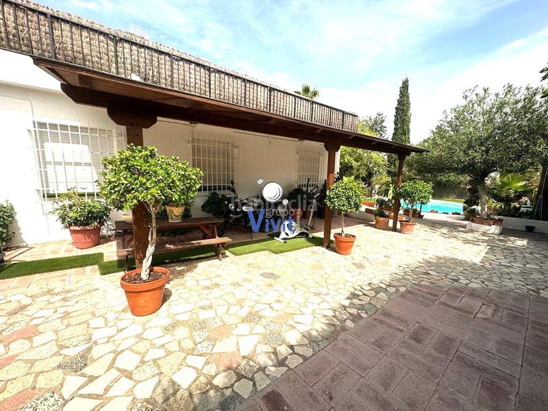 Foto 97d5c2e5-7936-4d02-94ac-4f70b4731718. Chalet con parcheggio piscina in Los Molinos Alcalá de Guadaira