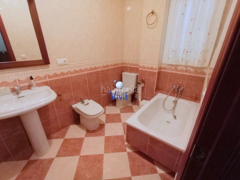 Foto d3a6a601-b082-4b5f-9878-7b2549203fca. Casa amb aparcament a Nueva Alcalá Alcalá de Guadaira