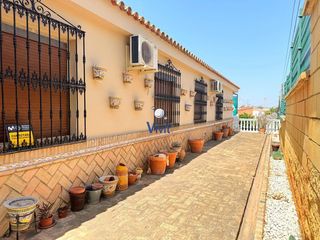 Xalet a Oromana. Chalet en venta en la juncosa, 5 dormitorios.