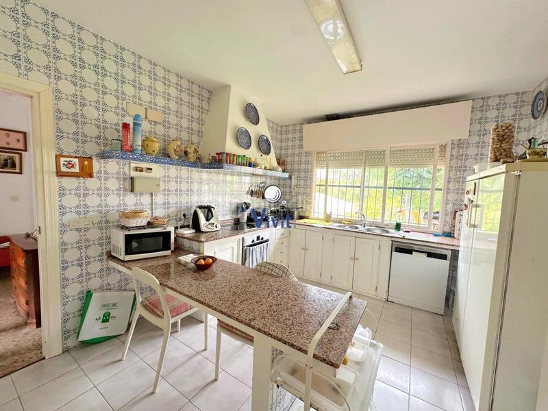 Foto 23b2d803-c02c-427a-ae65-40d8bf7c6822. Chalet avec parking piscine dans Oromana Alcalá de Guadaira