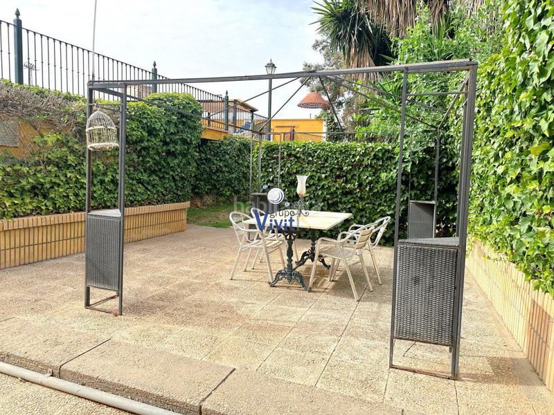 Foto adef6bac-662f-40b5-995b-a05b02ecdd31. Chalet avec parking piscine dans Oromana Alcalá de Guadaira