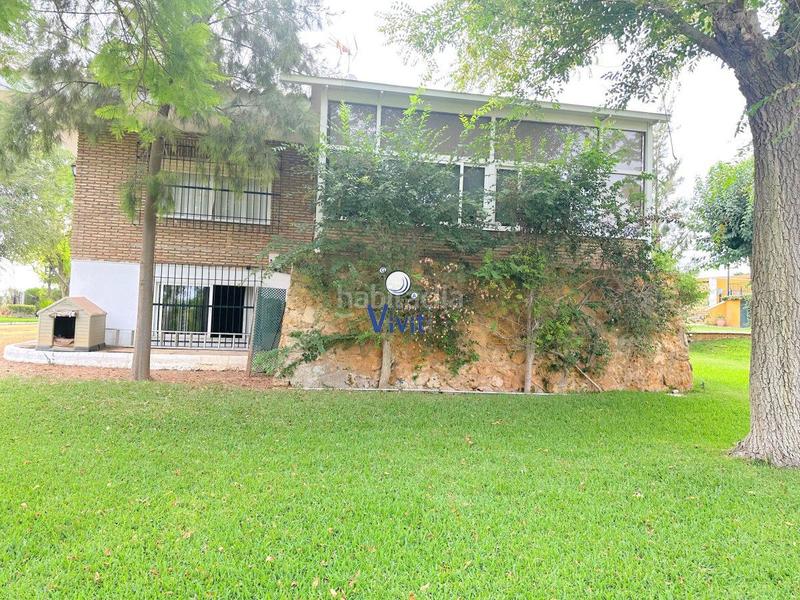 Foto bf699e66-49f0-4bd4-a698-af39f12238d2. Chalet avec parking piscine dans Oromana Alcalá de Guadaira