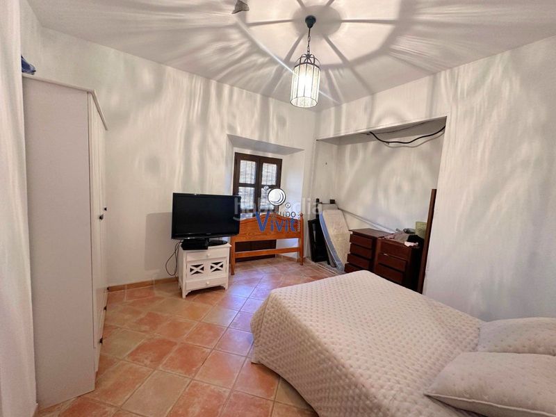 Foto cd84dc64-ea4f-45c9-947c-edc2b442e19d. Casa a Centro Alcalá de Guadaira