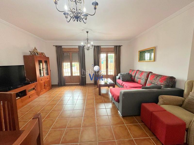 Foto 0877a33f-32b4-4a8f-b094-2cb275b995c2. Chalet con parcheggio piscina in Nueva Alcalá Alcalá de Guadaira