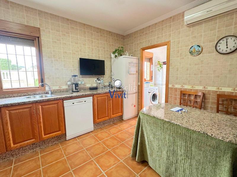 Foto 14c63213-91ad-4d3c-b43e-042cf8b47ba8. Chalet con parcheggio piscina in Nueva Alcalá Alcalá de Guadaira