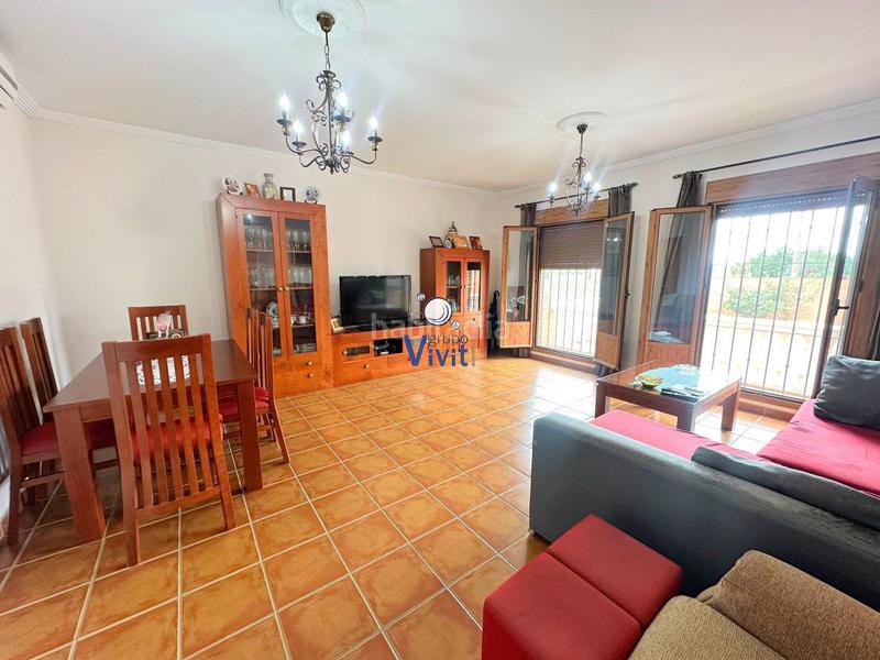 Foto 508a9ad8-7b8a-4fe2-b672-5fc239cbbc4d. Chalet con parcheggio piscina in Nueva Alcalá Alcalá de Guadaira