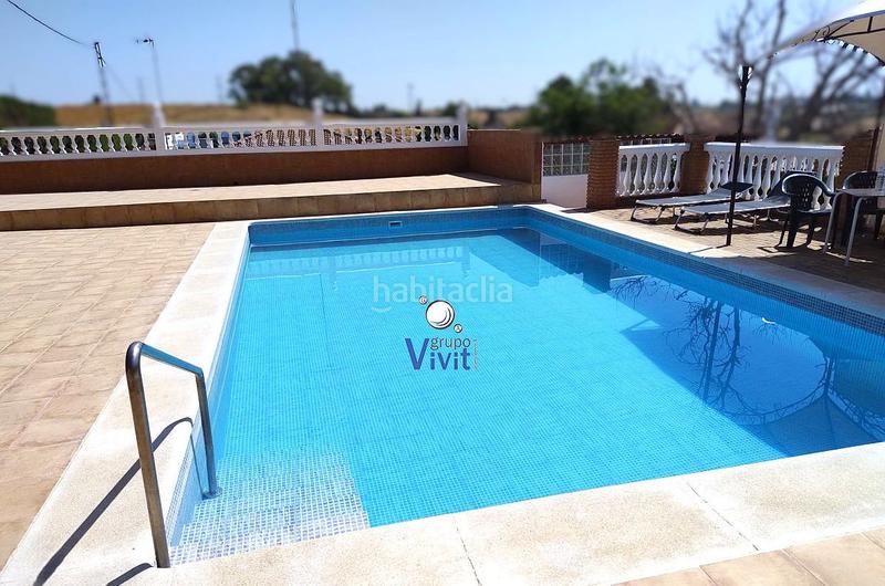 Foto 70f3b123-3ca5-4a21-8911-c79aaf238250. Chalet con parcheggio piscina in Nueva Alcalá Alcalá de Guadaira