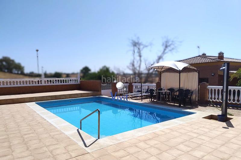 Foto 9ba3be0a-6fdb-404a-8439-94e0debc3819. Chalet con parcheggio piscina in Nueva Alcalá Alcalá de Guadaira