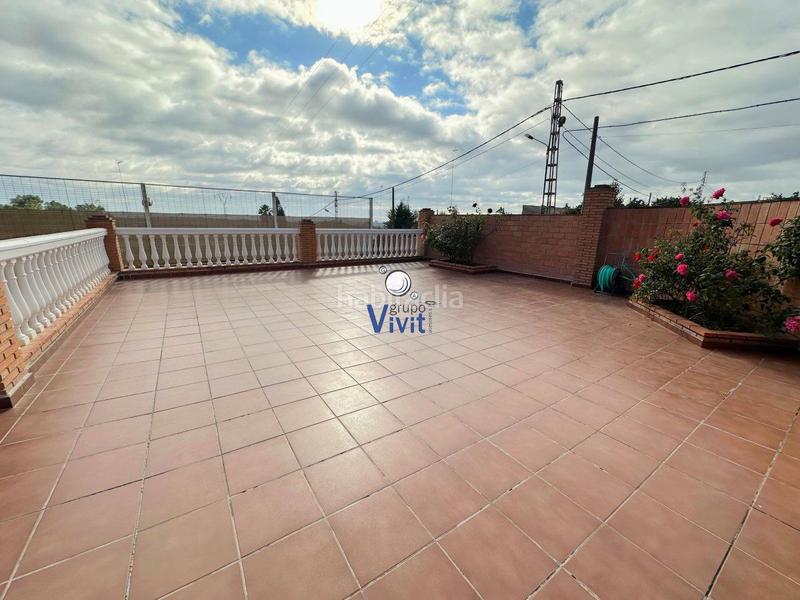 Foto af9e044f-3a6d-48e3-8e57-e202e82f660c. Chalet con parcheggio piscina in Nueva Alcalá Alcalá de Guadaira