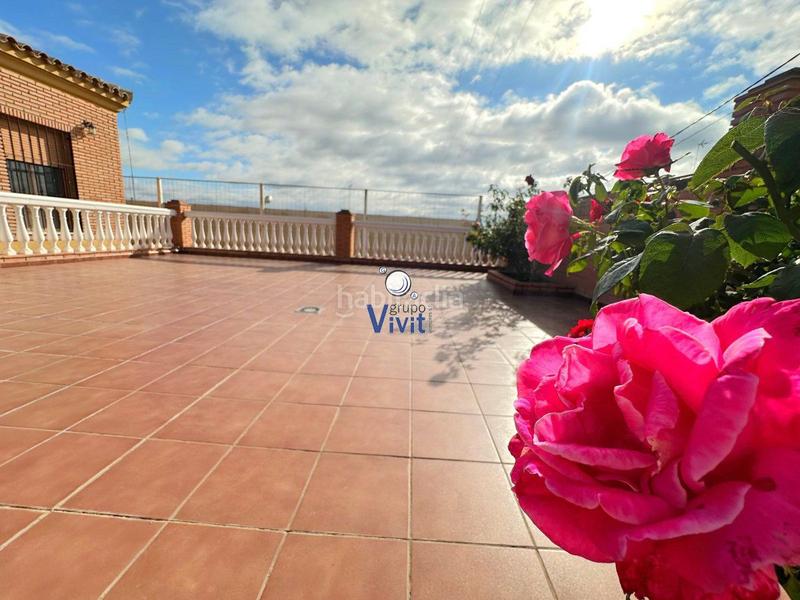 Foto c0559df8-125b-471f-804e-d8a5a00f74a7. Chalet con parcheggio piscina in Nueva Alcalá Alcalá de Guadaira