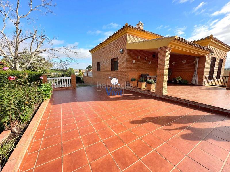 Foto d0d22cce-6c75-4beb-9696-a7a9dac00280. Chalet con parcheggio piscina in Nueva Alcalá Alcalá de Guadaira