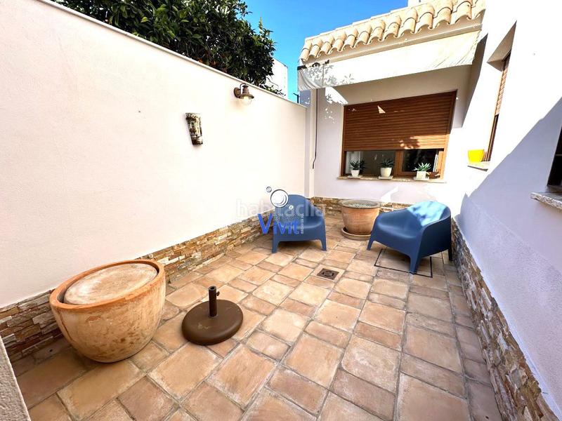 Foto 2da8cc13-0e5f-4500-a590-993810a81404. Chalet con parcheggio piscina in Nueva Alcalá Alcalá de Guadaira