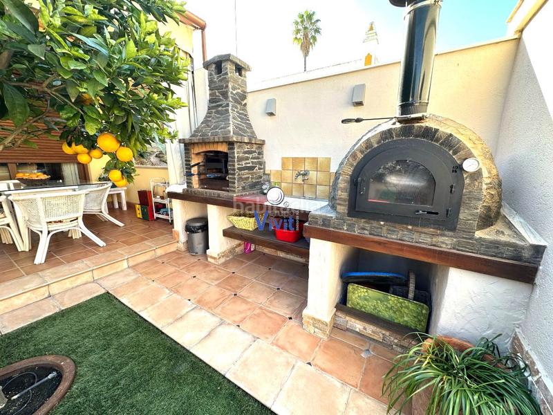 Foto 52728d1f-0735-42db-a03a-4d4b7a5a98c8. Chalet con parcheggio piscina in Nueva Alcalá Alcalá de Guadaira