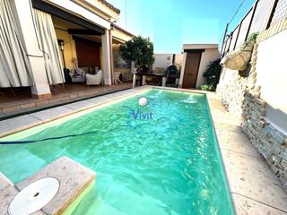 Xalet a Nueva Alcalá. Chalet en venta en zona santa lucía, 3 dormitorios.