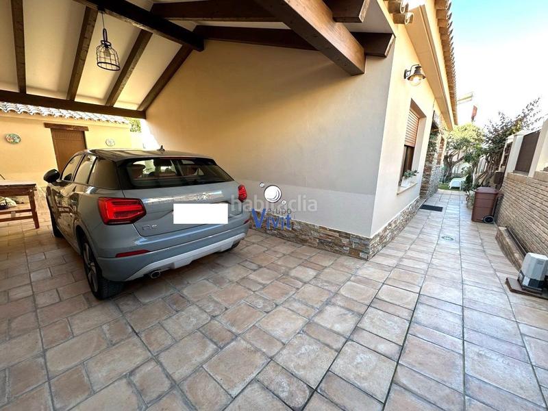 Foto c6247b3f-3b19-422e-83f6-73432f58216d. Chalet con parcheggio piscina in Nueva Alcalá Alcalá de Guadaira