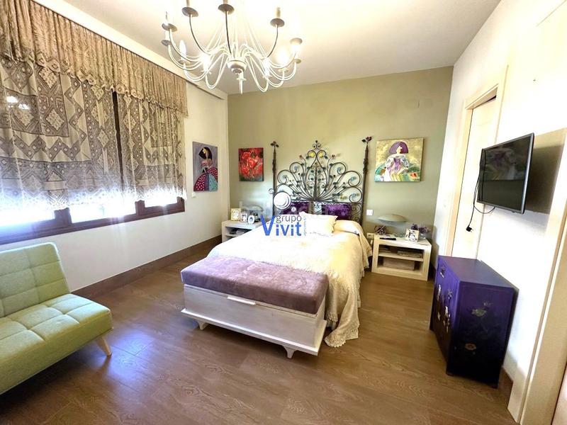 Foto d76b0154-b2f7-425b-8d86-63b3ec84bb95. Chalet con parcheggio piscina in Nueva Alcalá Alcalá de Guadaira