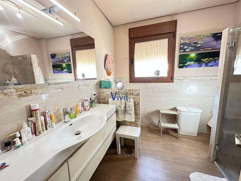 Foto d94574ab-07cf-4007-8d52-c01766ef74fd. Chalet con parcheggio piscina in Nueva Alcalá Alcalá de Guadaira