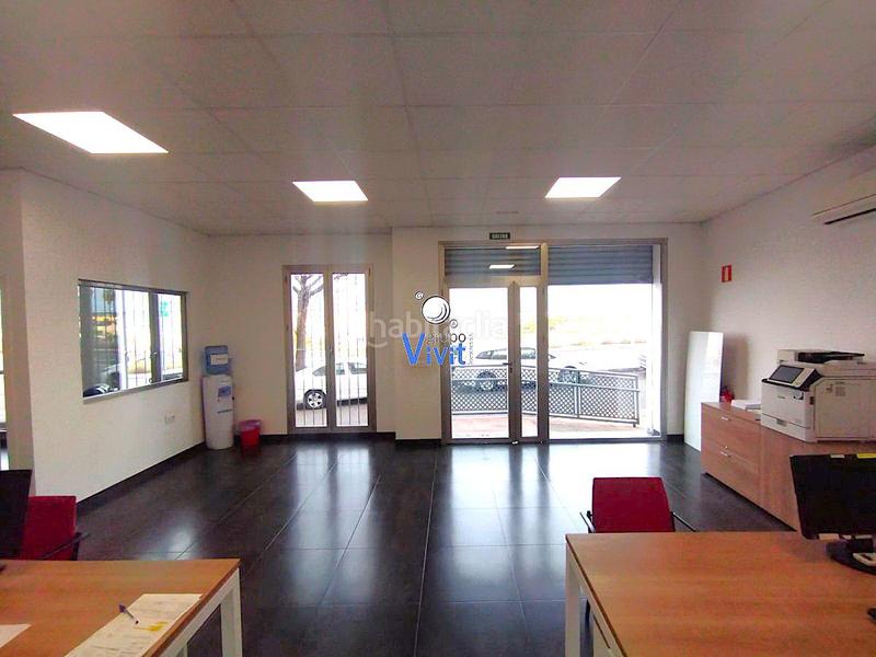 Foto e6b35398-a6a3-460c-b0c4-d31ff32e4a33. Alquiler local comercial local com. en alquiler en puerta alcala. en Alcalá de Guadaira