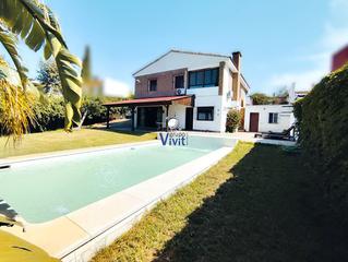 Chalet à Oromana. Chalet en venta en la juncosa, 5 dormitorios.