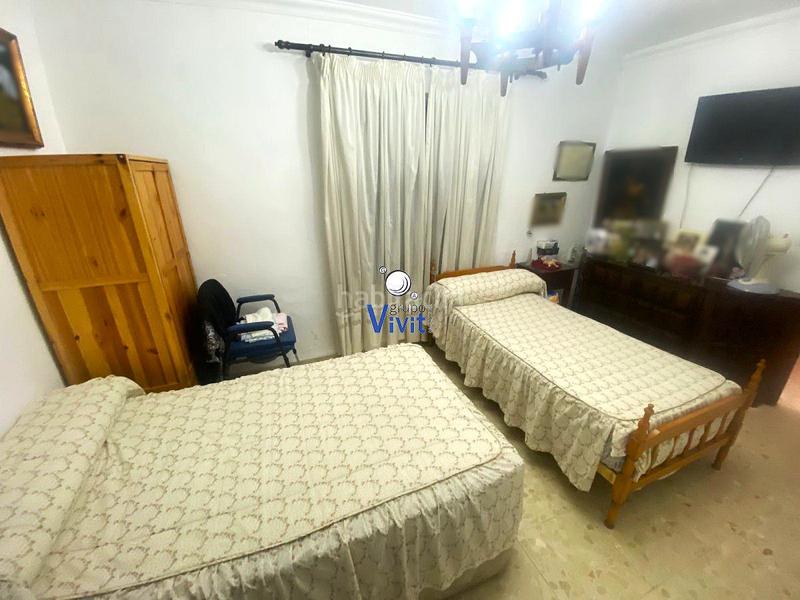 Foto c949e1b4-65d5-4580-b2bd-6f5711eff3d5. Casa  en venta en bailén, 6 dormitorios. en Los Molinos Alcalá de Guadaira