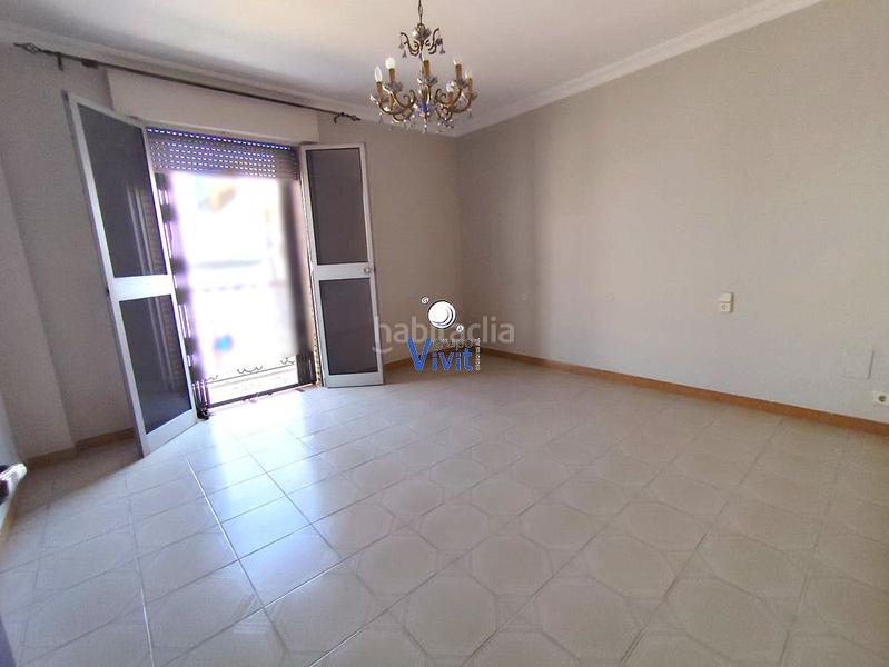 Foto 3069e7ae-1e85-4b15-97e4-6f9f40b888b1. House with parking in Nueva Alcalá Alcalá de Guadaira